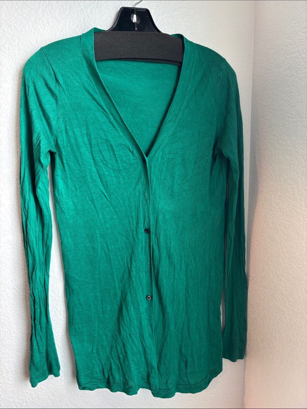 Elie Tahari Emerald Green V-Neck Button Front Cardigan